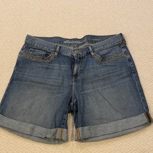 Eddie Bauer Boyfriend Shorts Size 10